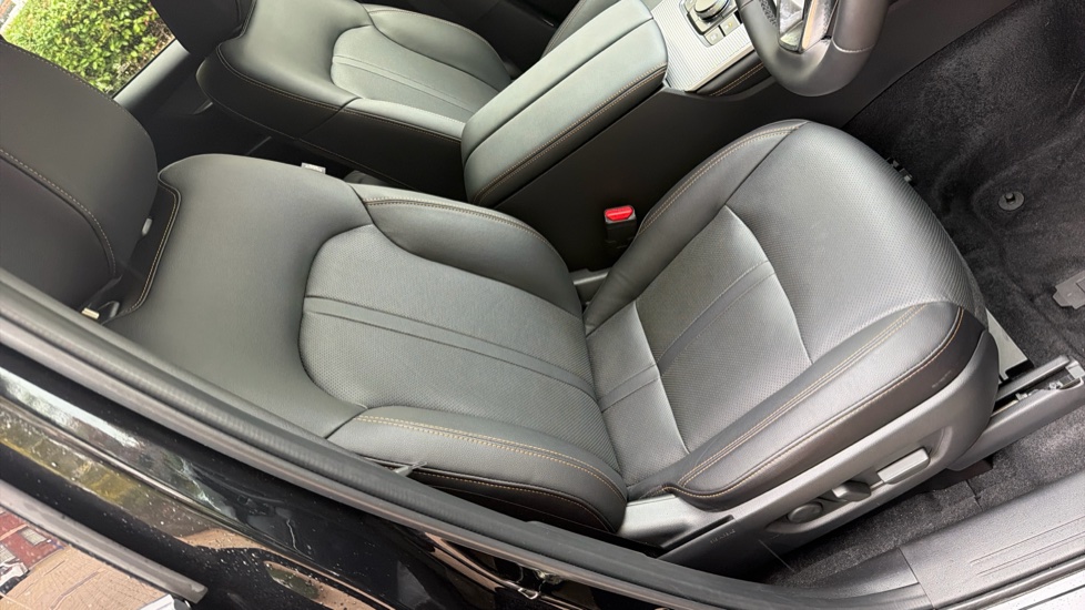 Mazda CX-60 2.5 PHEV Exclusive-Line 5dr Auto [Comf/Conv/DAP] Estate - Image 38
