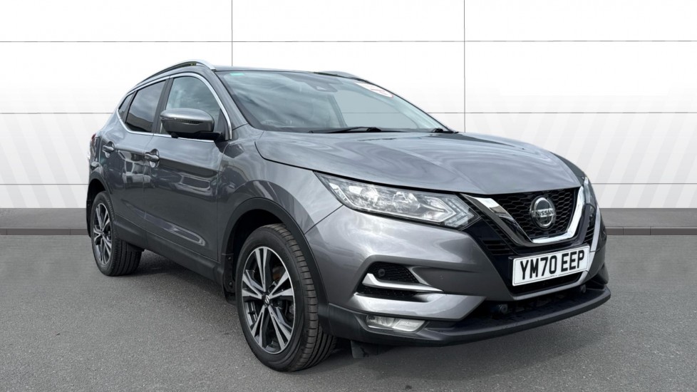 Nissan Qashqai 1.3 DiG-T N-Connecta 5dr [Glass Roof Pack] Petrol Hatchback - Image 1