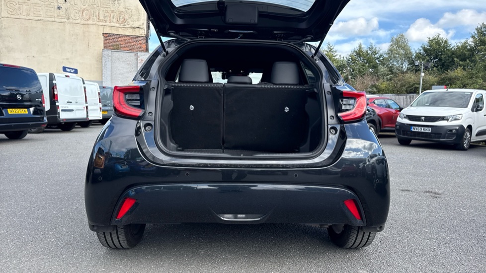Mazda 2 Hybrid 1.5i Hybrid Homura 5dr CVT Hybrid Hatchback - Image 4