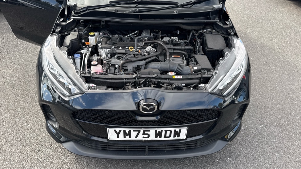 Mazda 2 Hybrid 1.5i Hybrid Homura 5dr CVT Hybrid Hatchback - Image 8