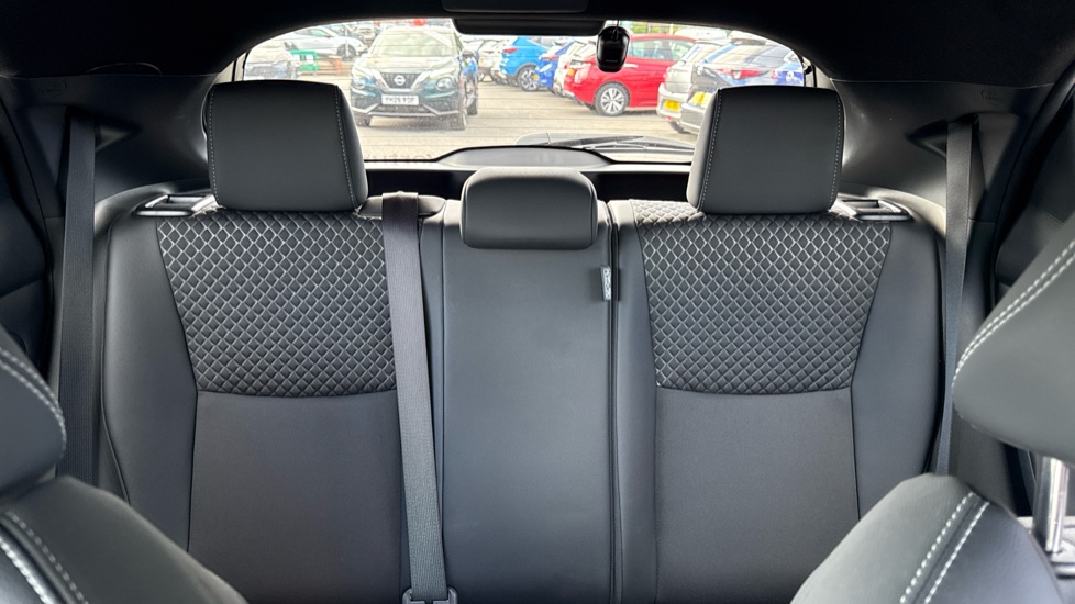 Mazda 2 Hybrid 1.5i Hybrid Homura 5dr CVT Hybrid Hatchback - Image 15
