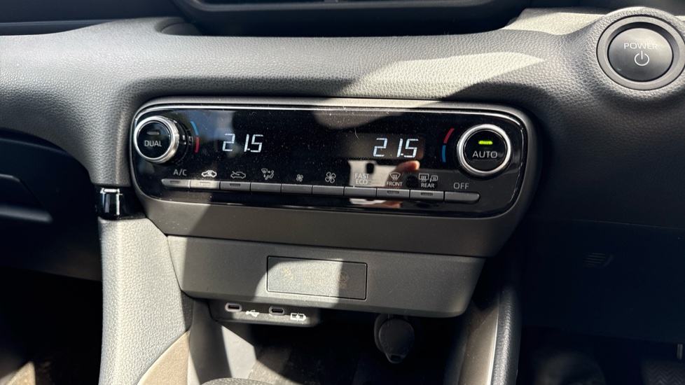 Mazda 2 Hybrid 1.5i Hybrid Homura 5dr CVT Hybrid Hatchback - Image 24