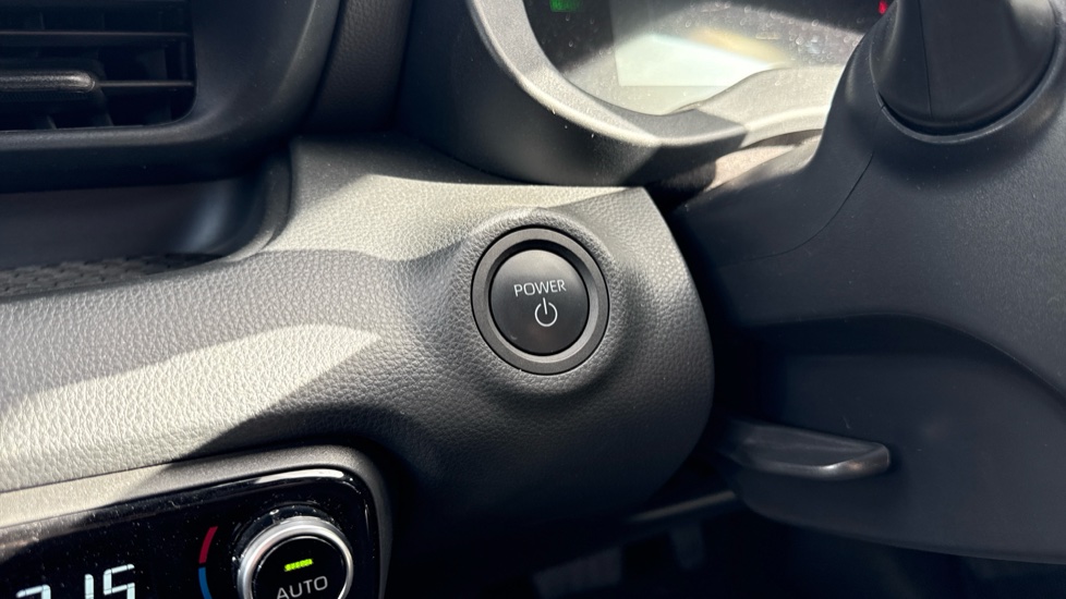 Mazda 2 Hybrid 1.5i Hybrid Homura 5dr CVT Hybrid Hatchback - Image 25