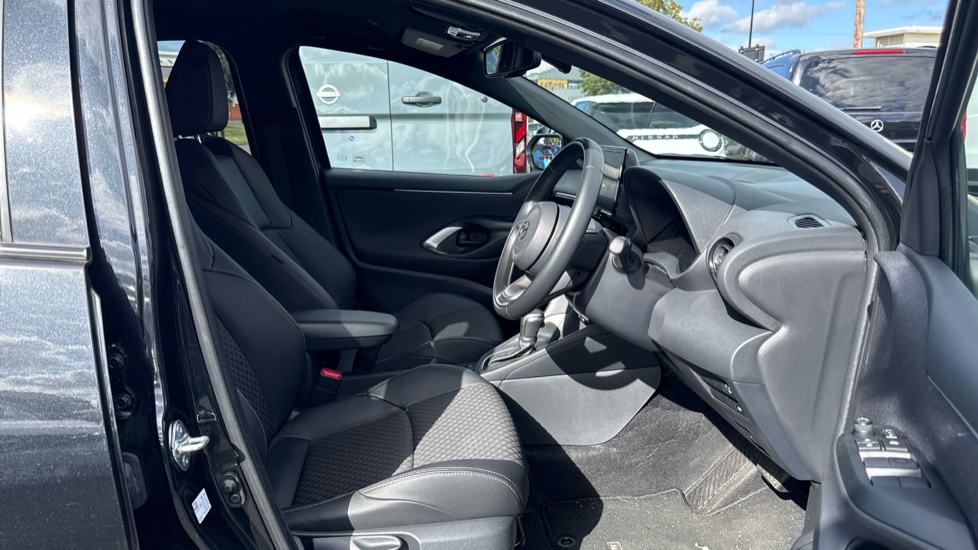 Mazda 2 Hybrid 1.5i Hybrid Homura 5dr CVT Hybrid Hatchback - Image 33