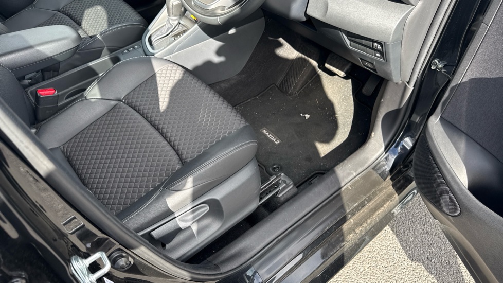 Mazda 2 Hybrid 1.5i Hybrid Homura 5dr CVT Hybrid Hatchback - Image 35