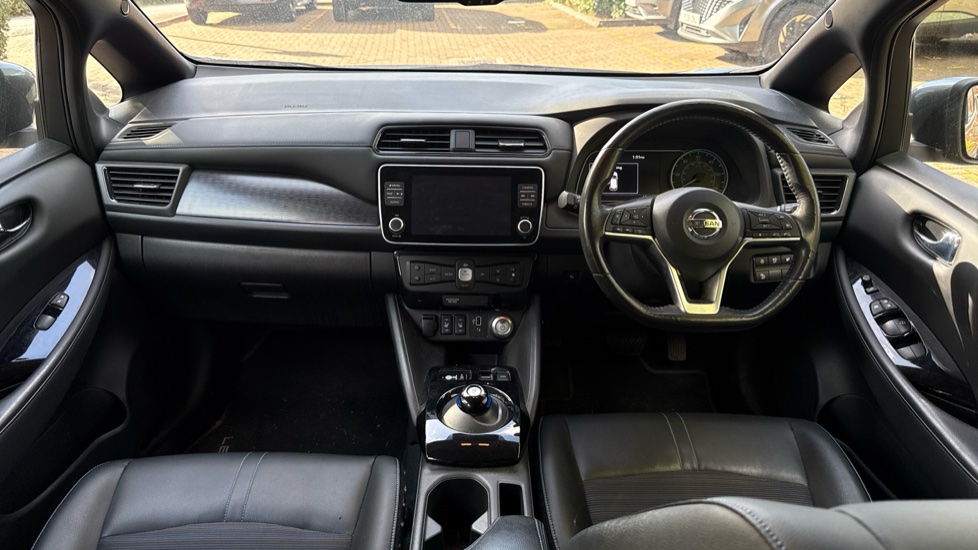 Nissan LEAF 110kW N-Connecta 40kWh 5dr Auto Electric Hatchback - Image 10