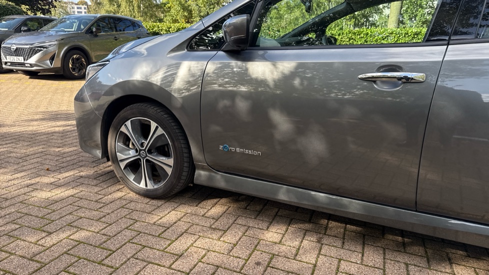 Nissan LEAF 110kW N-Connecta 40kWh 5dr Auto Electric Hatchback - Image 37
