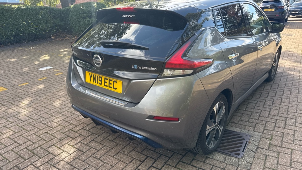 Nissan LEAF 110kW N-Connecta 40kWh 5dr Auto Electric Hatchback - Image 41