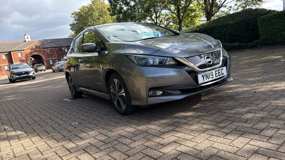 Nissan LEAF 110kW N-Connecta 40kWh 5dr Auto Electric Hatchback - Image 44