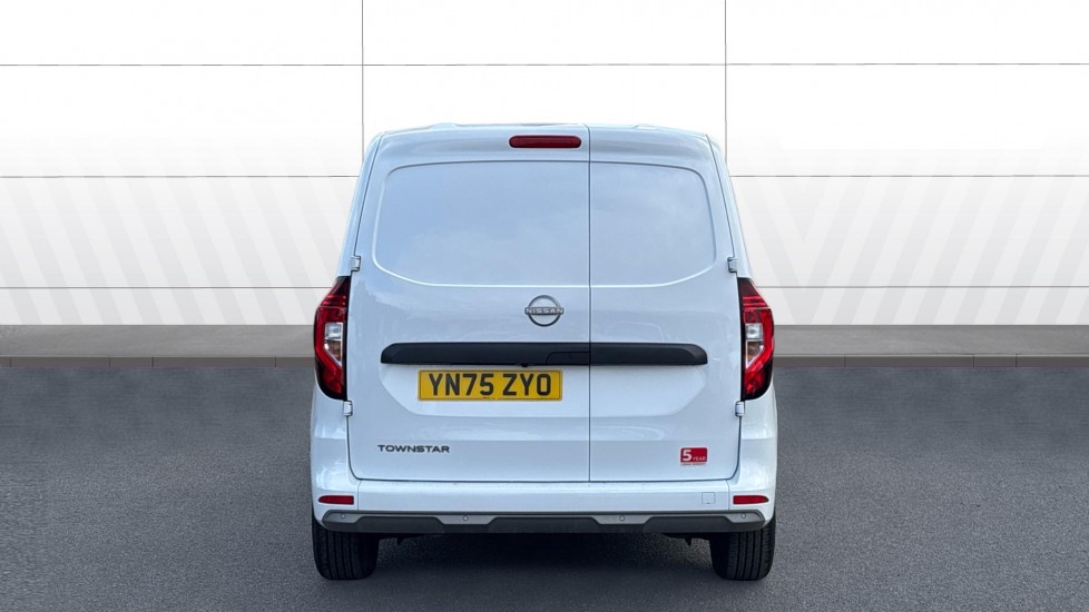 Nissan Townstar L1 Petrol 1.3 Tekna Van Auto [Safety] - Image 6