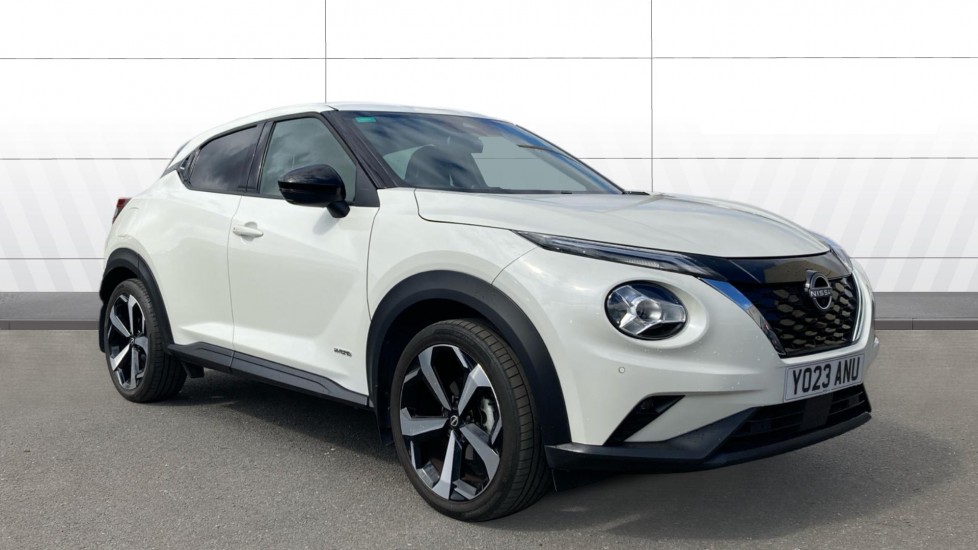 Nissan Juke 1.6 Hybrid Tekna 5dr Auto Hybrid Hatchback - Image 1