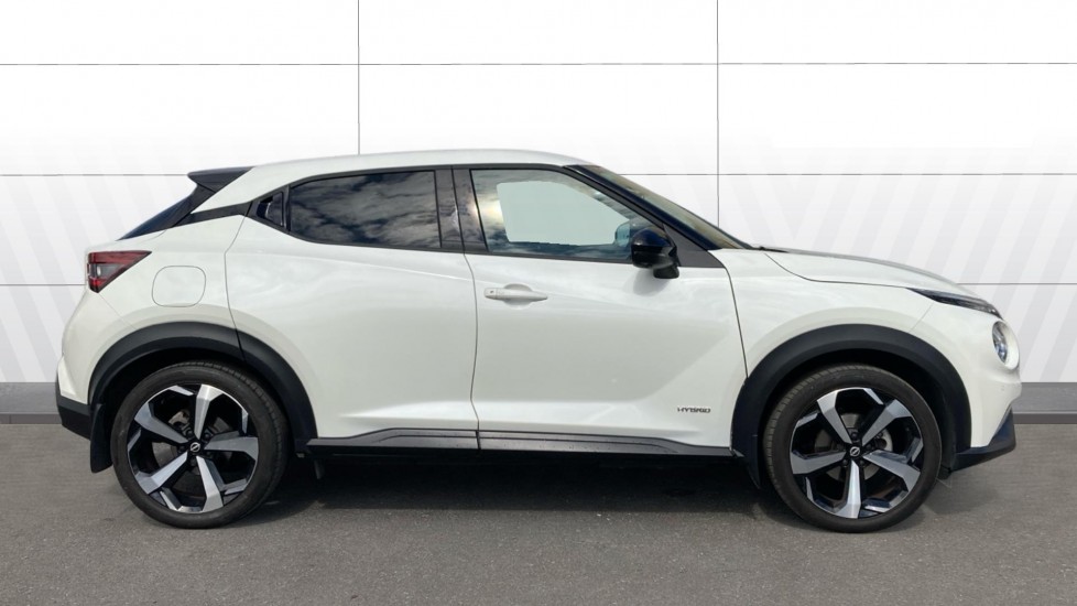 Nissan Juke 1.6 Hybrid Tekna 5dr Auto Hybrid Hatchback - Image 5