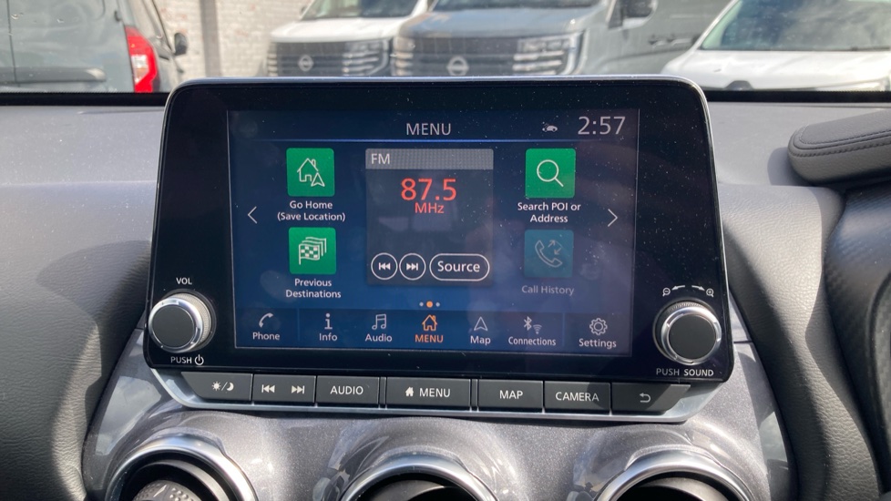 Nissan Juke 1.6 Hybrid Tekna 5dr Auto Hybrid Hatchback - Image 12