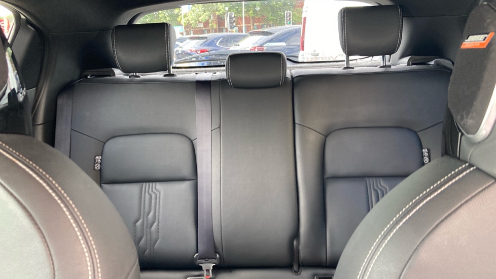 Nissan Juke 1.6 Hybrid Tekna 5dr Auto Hybrid Hatchback - Image 15