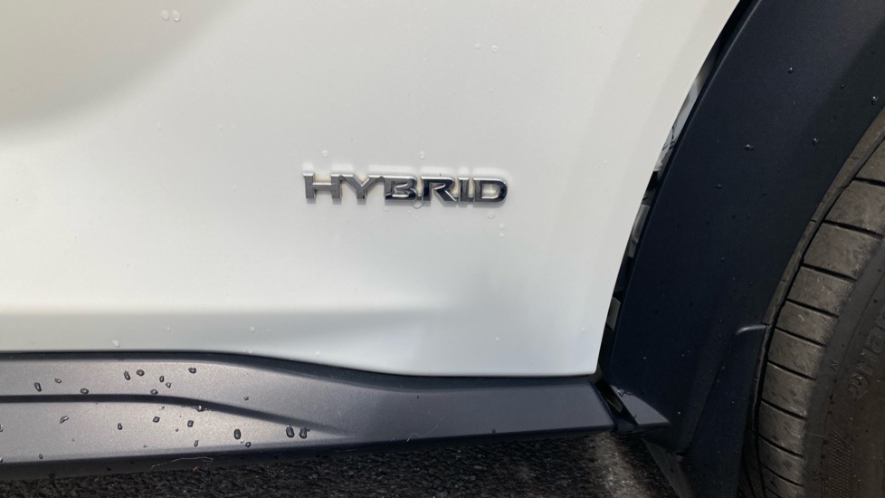 Nissan Juke 1.6 Hybrid Tekna 5dr Auto Hybrid Hatchback - Image 21