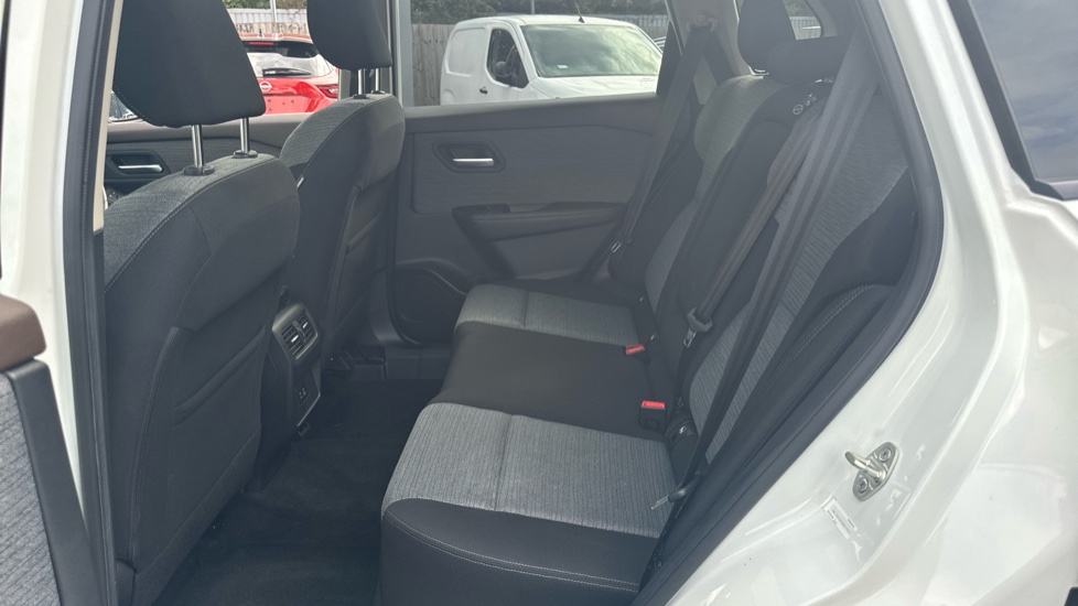 Nissan X-Trail 1.5 E-Power 204 N-Connecta [Sky Pack] 5dr Xtronic Hybrid Station Wagon - Image 16