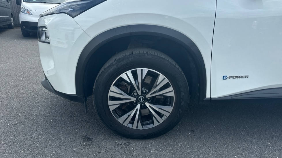 Nissan X-Trail 1.5 E-Power 204 N-Connecta [Sky Pack] 5dr Xtronic Hybrid Station Wagon - Image 24