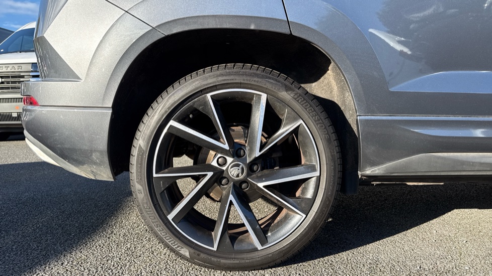 Skoda Karoq 2.0 TDI [150] Sportline 4x4 5dr DSG Diesel Estate - Image 7