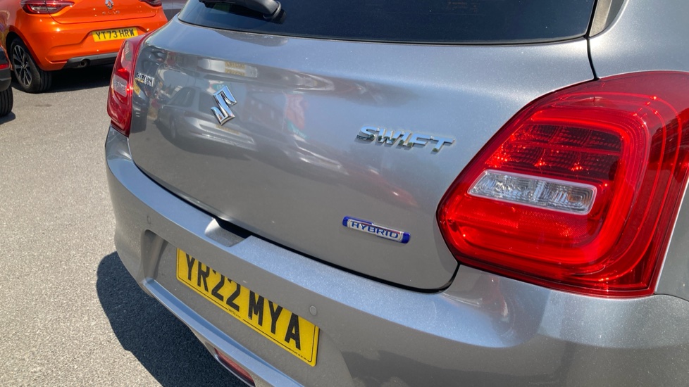 Suzuki Swift 1.2 Dualjet 83 12V Hybrid SZ-T 5dr Auto Petrol Hatchback - Image 21