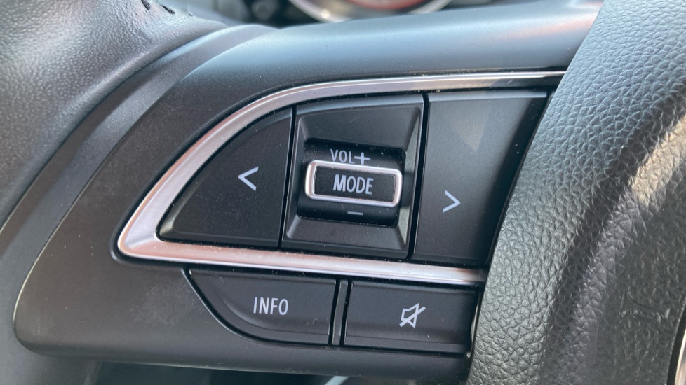 Suzuki Swift 1.2 Dualjet 83 12V Hybrid SZ-T 5dr Auto Petrol Hatchback - Image 26