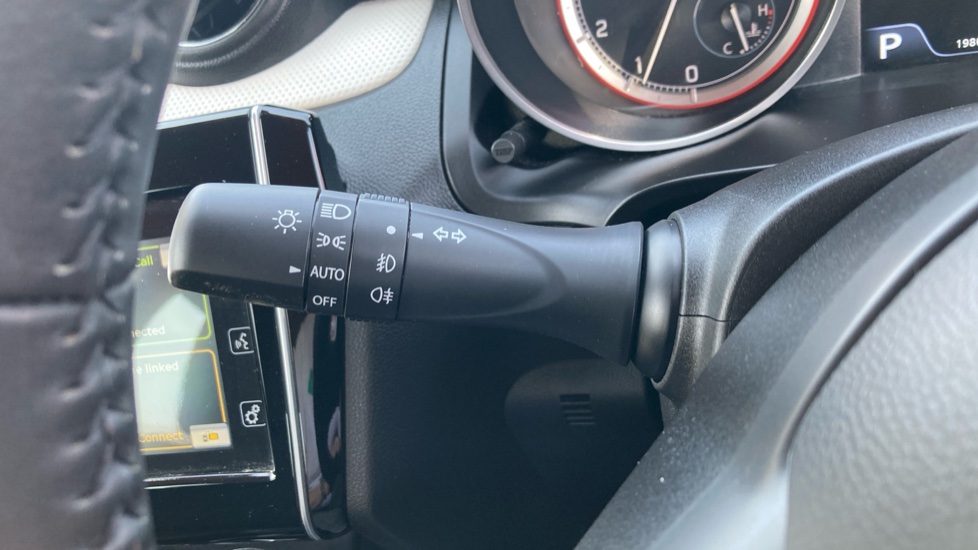 Suzuki Swift 1.2 Dualjet 83 12V Hybrid SZ-T 5dr Auto Petrol Hatchback - Image 28