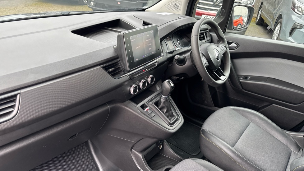 Renault Kangoo L1 E-Tech ML19 90kW 44kWh Advance Van Auto - Image 9