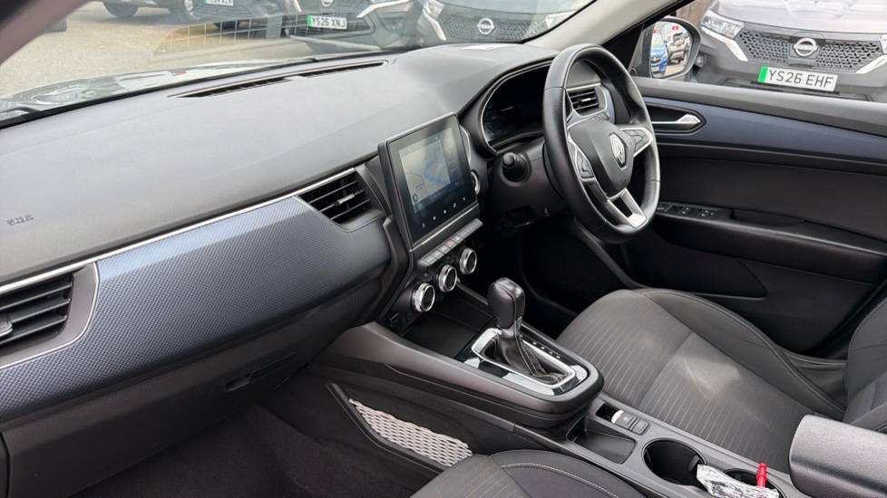 Renault Arkana 1.6 E-Tech FHEV 145 Evolution 5dr Auto Hybrid Estate - Image 9