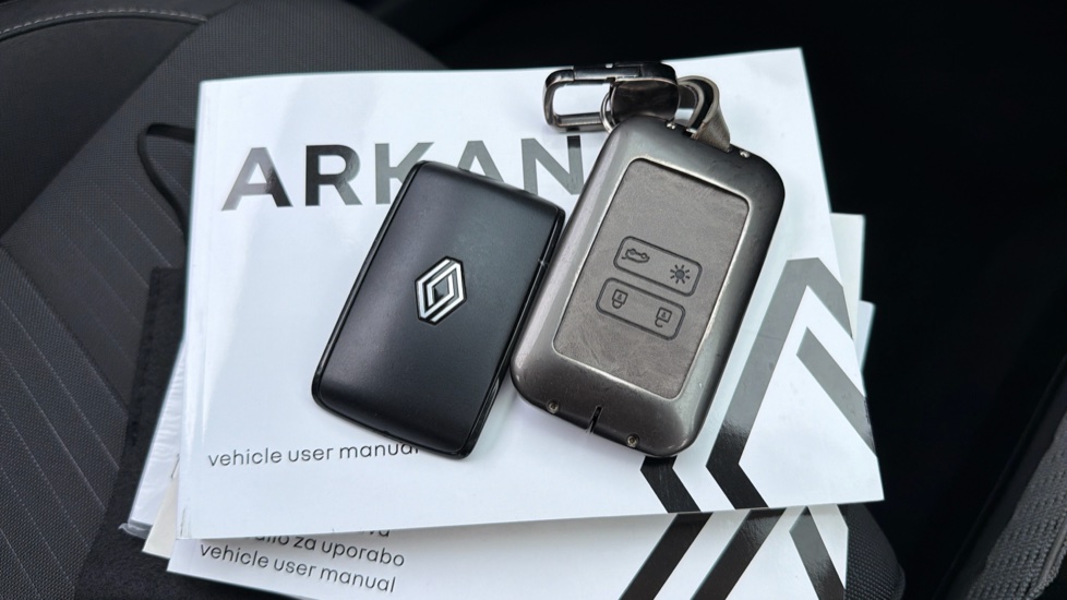 Renault Arkana 1.6 E-Tech FHEV 145 Evolution 5dr Auto Hybrid Estate - Image 19