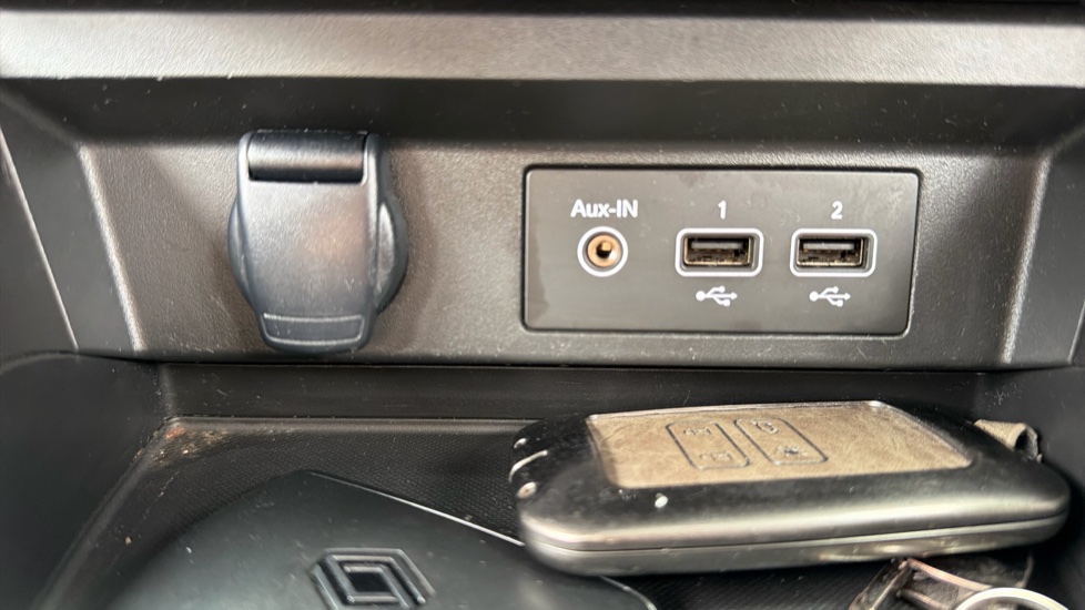 Renault Arkana 1.6 E-Tech FHEV 145 Evolution 5dr Auto Hybrid Estate - Image 29