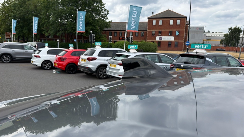 Renault Arkana 1.6 E-Tech FHEV 145 Evolution 5dr Auto Hybrid Estate - Image 37
