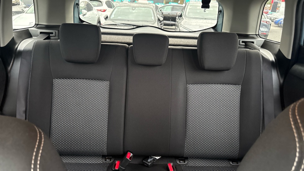 Suzuki Vitara 1.4 Boosterjet 48V Hybrid SZ-T 5dr Petrol Estate - Image 15