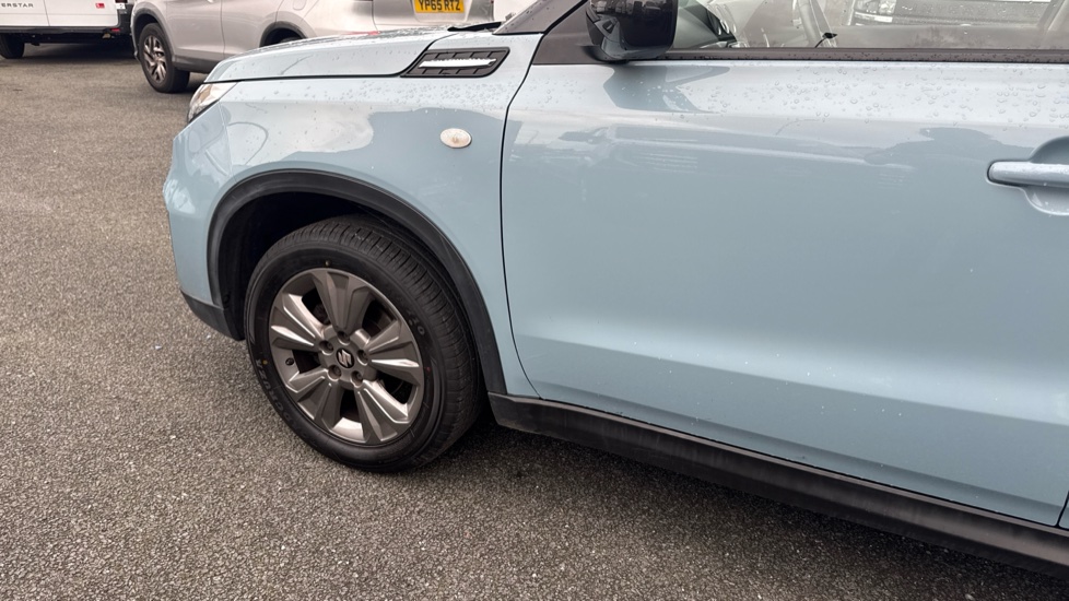 Suzuki Vitara 1.4 Boosterjet 48V Hybrid SZ-T 5dr Petrol Estate - Image 26