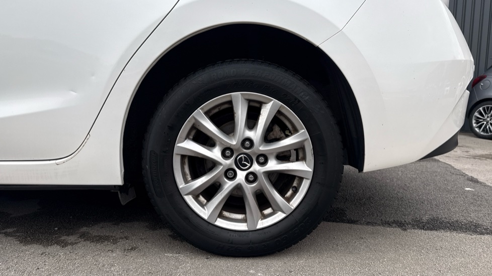 Mazda 3 2.2d SE-L Nav 4dr Diesel Saloon - Image 7