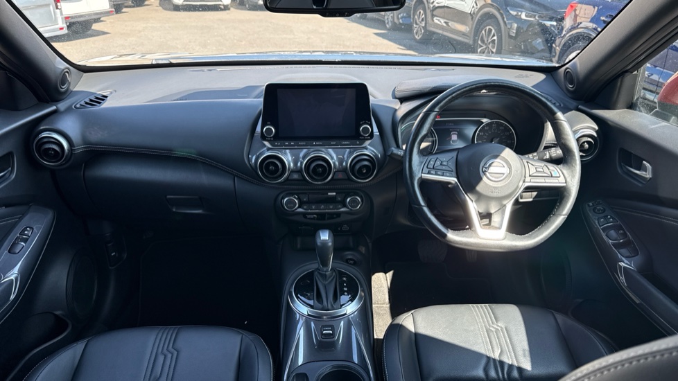 Nissan Juke 1.6 Hybrid Tekna 5dr Auto Hybrid Hatchback - Image 10