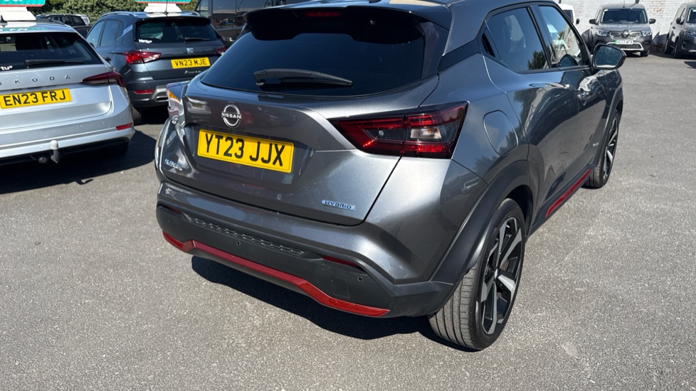 Nissan Juke 1.6 Hybrid Tekna 5dr Auto Hybrid Hatchback - Image 44