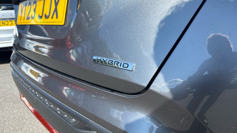 Nissan Juke 1.6 Hybrid Tekna 5dr Auto Hybrid Hatchback - Image 45
