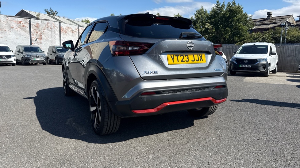 Nissan Juke 1.6 Hybrid Tekna 5dr Auto Hybrid Hatchback - Image 46