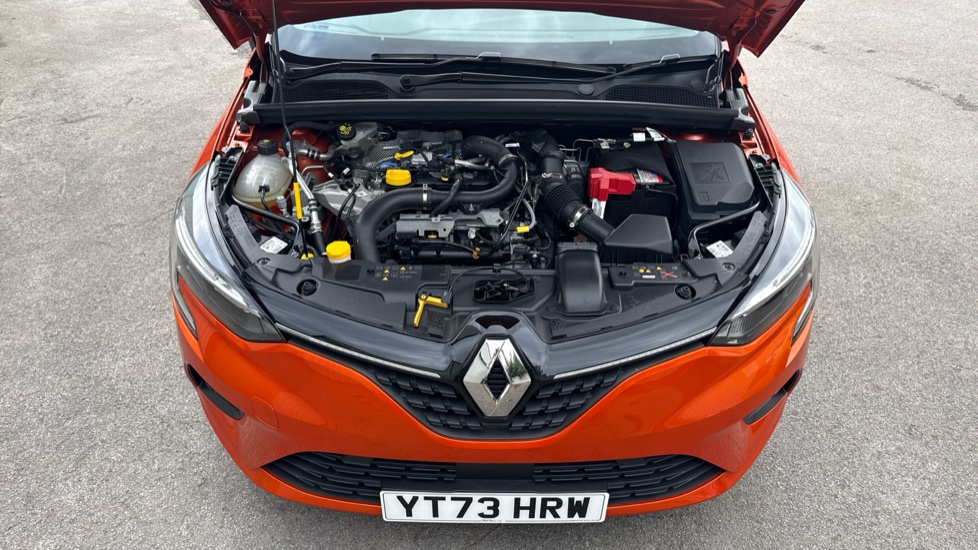 Renault Clio 1.0 TCe 90 Evolution 5dr Petrol Hatchback - Image 8