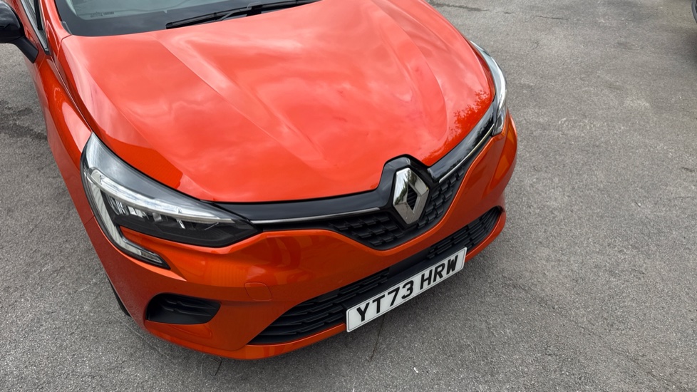 Renault Clio 1.0 TCe 90 Evolution 5dr Petrol Hatchback - Image 36