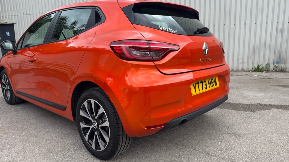 Renault Clio 1.0 TCe 90 Evolution 5dr Petrol Hatchback - Image 43