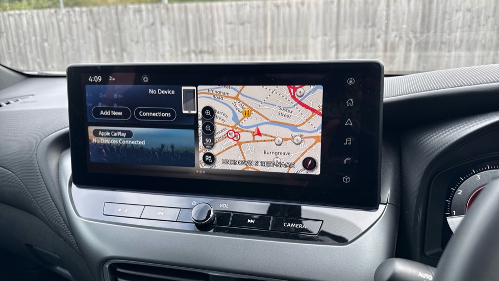 Nissan Juke 1.0 DiG-T N-Connecta 5dr Petrol Hatchback - Image 12