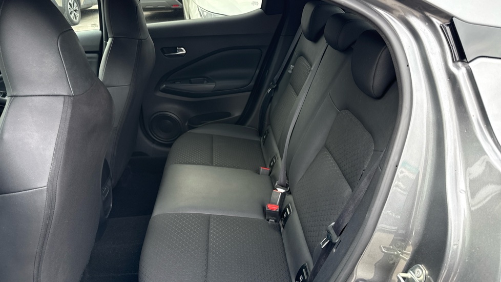 Nissan Juke 1.0 DiG-T N-Connecta 5dr Petrol Hatchback - Image 16