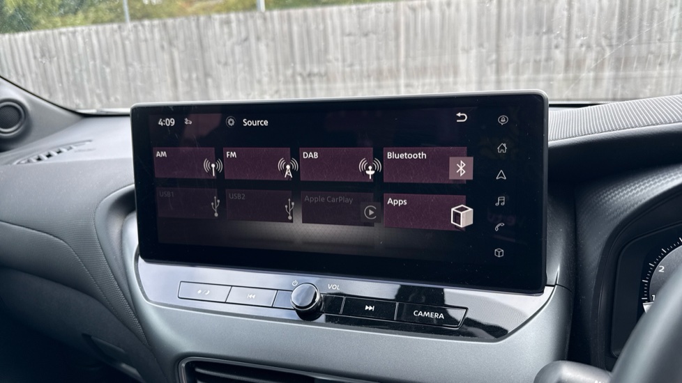 Nissan Juke 1.0 DiG-T N-Connecta 5dr Petrol Hatchback - Image 22
