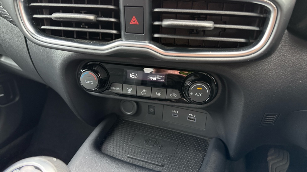 Nissan Juke 1.0 DiG-T N-Connecta 5dr Petrol Hatchback - Image 26