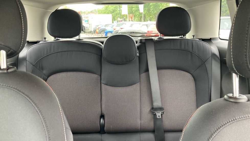 MINI Cooper 1.5 C Classic 5dr Auto Petrol Hatchback - Image 15