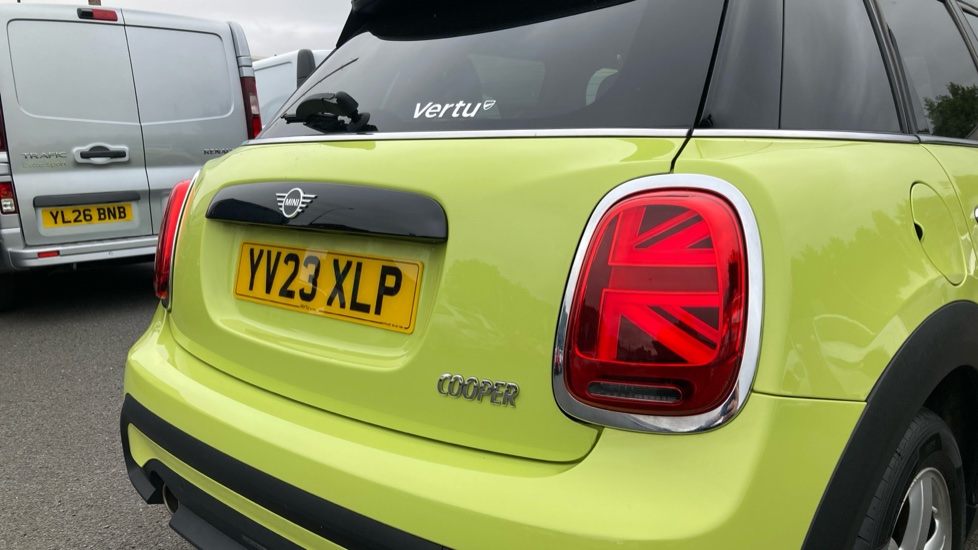 MINI Cooper 1.5 C Classic 5dr Auto Petrol Hatchback - Image 23