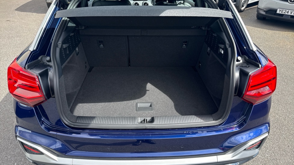 Audi Q2 35 TFSI S Line 5dr S Tronic Petrol Estate - Image 4