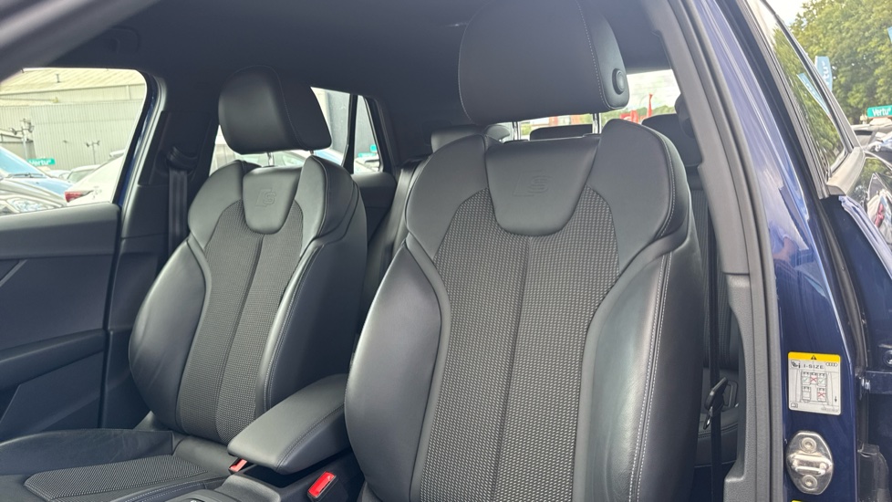 Audi Q2 35 TFSI S Line 5dr S Tronic Petrol Estate - Image 44