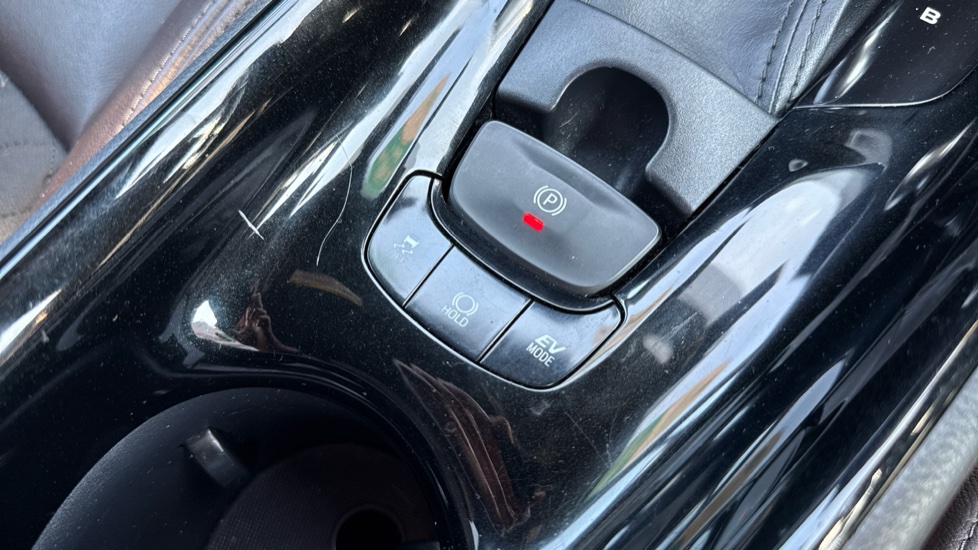 Toyota C-HR 1.8 Hybrid Excel 5dr CVT Hybrid Hatchback - Image 29