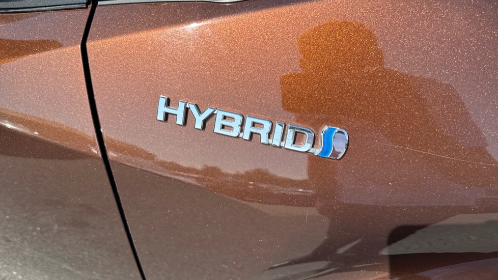Toyota C-HR 1.8 Hybrid Excel 5dr CVT Hybrid Hatchback - Image 36